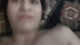 Remaja di dalam bili ...
