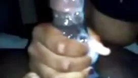 Pria dengan penis be ...