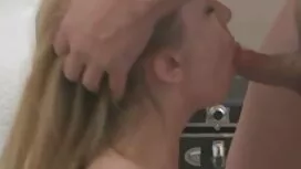 Rambut berbaring di  ...