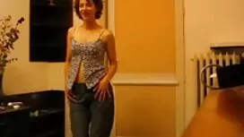 Dua laki-laki dan se ...