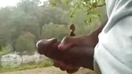 Seorang lelaki yang  ...