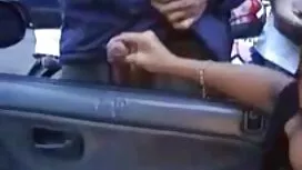Mencintai pasangan s ...